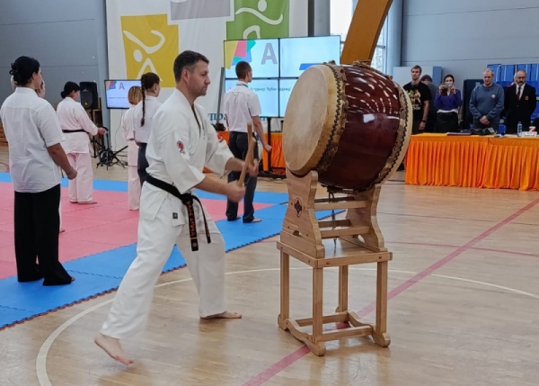 Ceremonia de deschidere a Cupei Speranței 2026: lovitura în toba taiko și invitații Ceremonia de deschidere a Cupei Speranței 2026: lovitura în toba taiko și invitații